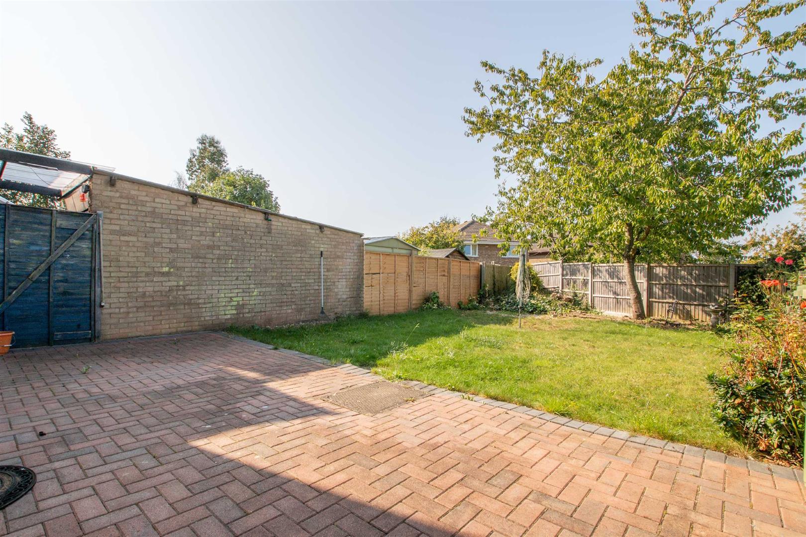 Favell Drive, Furzton, Milton Keynes